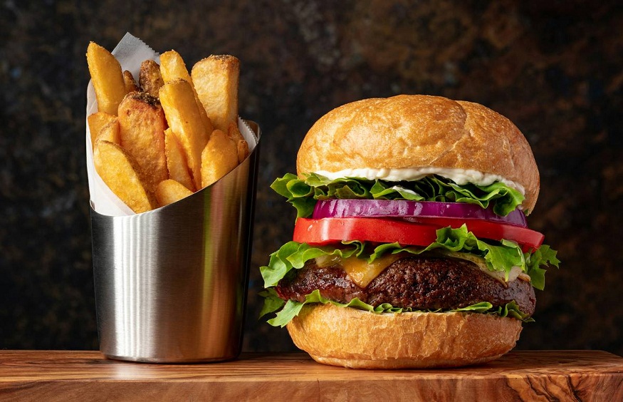 6 Sizzling Strategies to Boost Your Burger Joint’s Online Presence