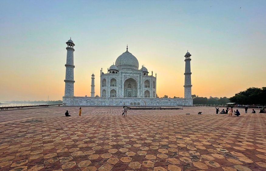 Taj Mahal Day Tour from Delhi: Tips for an Amazing Experience