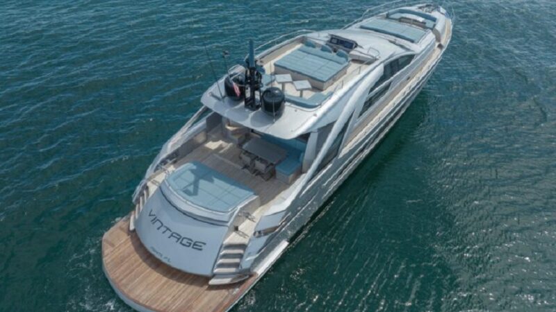 Pershing 9X Maxi