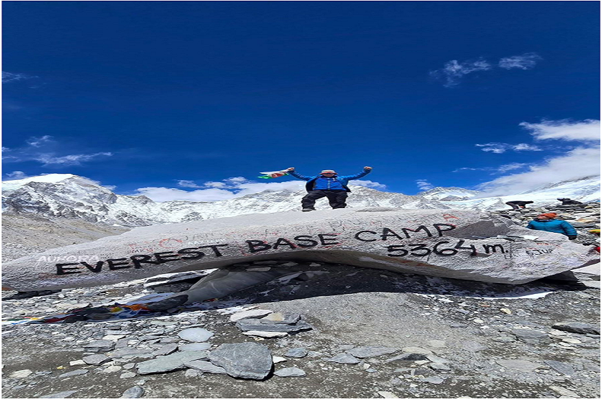 When Everest Feels Close but Still Hard : Luxury Changes Everything